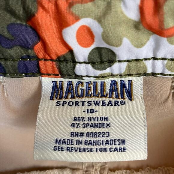MAGELLAN OUTDOORS CAPRI CARGO NYLON HIKING PANTS TAN SIZE 10 - Picture 8 of 11